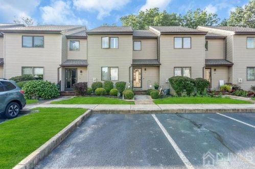 71 Sierra Ct, Old Bridge NJ  08857-3050 exterior