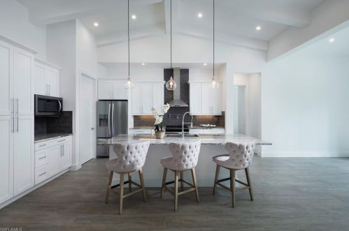 232 11 St, Naples FL 34117-2226 exterior