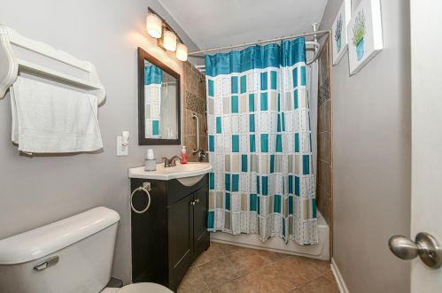 3379 Burrell St, Milwaukee WI 53207-2754 exterior