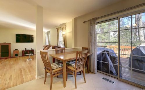 254 Acorn Ln, Milford CT 06461-1888 exterior