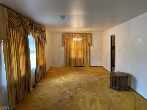 779 Casplan St, Atlanta GA  30310-4739 exterior