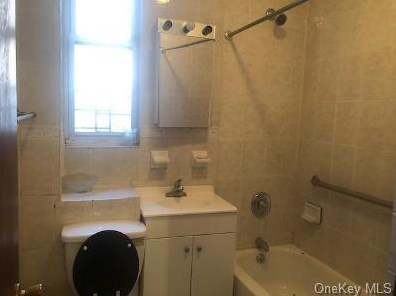 689 170th St, Bronx NY  10456-2334 exterior