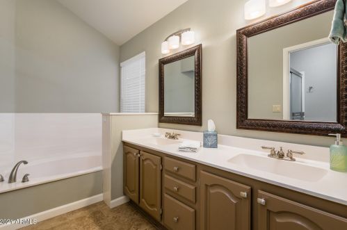 11809 40th Way, Phoenix AZ  85028-1503 exterior