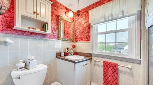 48 Thornwood Dr, Poughkeepsie NY 12603-4119 exterior