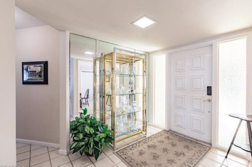 1700 Sandpiper St, Naples FL 34102-1508 exterior