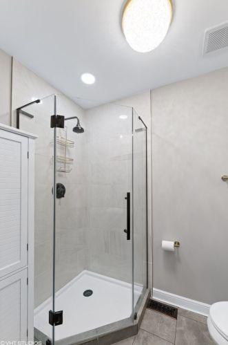 2912 Talman Ave, Chicago IL 60625-0014 exterior