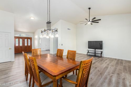 13008 3 St, Phoenix AZ 85022-5210 exterior