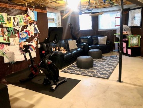 3429 Oakley Ave, Chicago IL 60608-6027 exterior