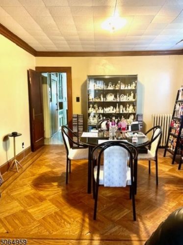 899 Chancellor Ave, Irvington NJ 07111-1214 exterior