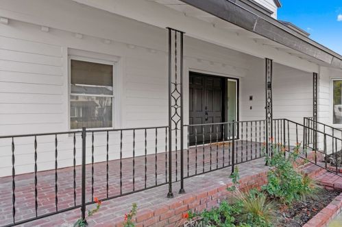 1850 Mariposa Ln, Fullerton CA  92833-1819 exterior