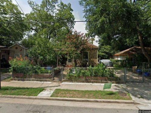 1207 Canterbury St, Austin, TX 78702-5318