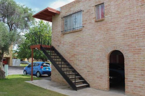 6733 Calle La Paz, Tucson AZ  85715-4041 exterior