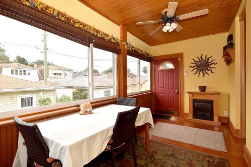 4449 Menard Ave, Chicago IL 60634-1712 exterior