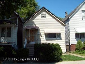 2952 81st St, Chicago IL  60617-1528 exterior