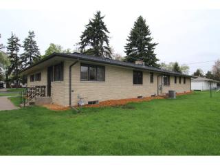 1896 Fernwood St, Saint Paul MN  55113-6157 exterior