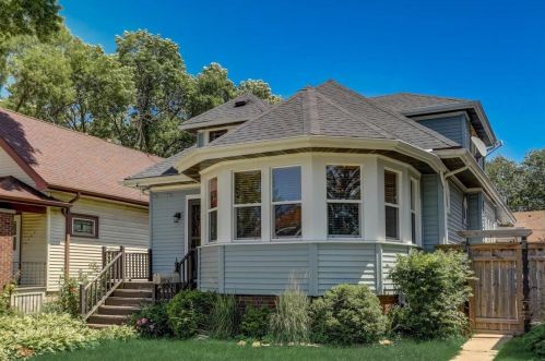 2106 34, Milwaukee WI 53215-2301 exterior