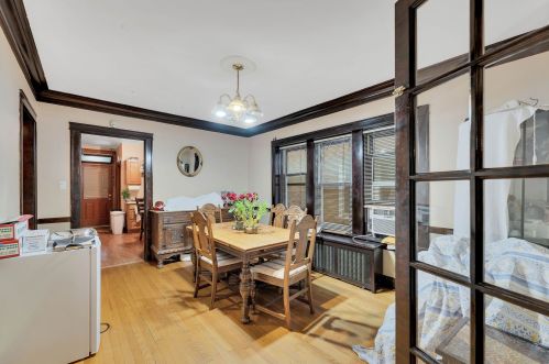 5442 Berteau Ave, Chicago IL 60641-1311 exterior