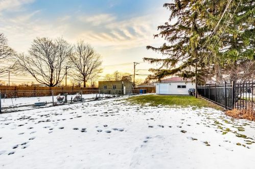 1704 Nordica Ave, Chicago IL 60707-4320 exterior