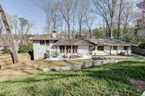 1485 Harts Mill Rd, Atlanta GA  30319-1824 exterior