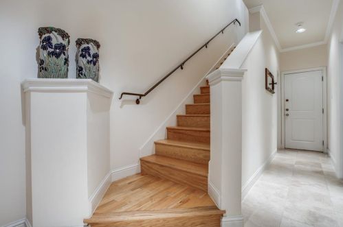 3208 Blackburn St, Dallas, TX 75204-1504