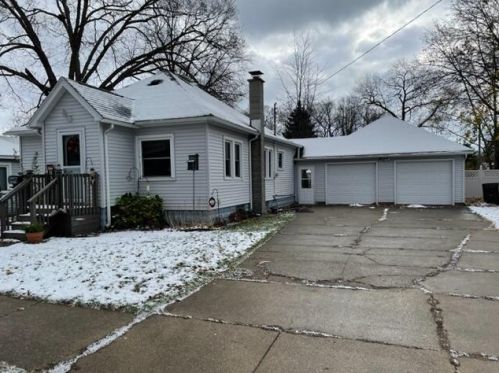 2367 Philo Ave, Meskegon MI 49441-1364 exterior