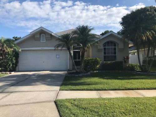 8815 Beeler Dr, Tampa FL  33626-2904 exterior