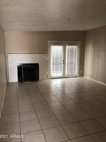 6527 24th Dr, Phoenix, AZ 85015-1021