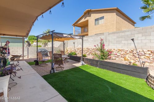 3272 Alexanderwood Dr, Tucson AZ 85746-1081 exterior