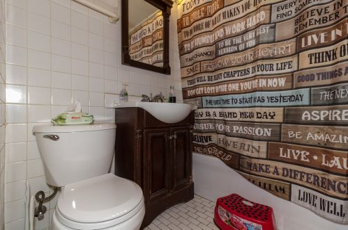 831 19 Ave, Broadview IL 60153-1726 exterior