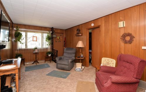 116 79th St, Milwaukee, WI 53214-1413