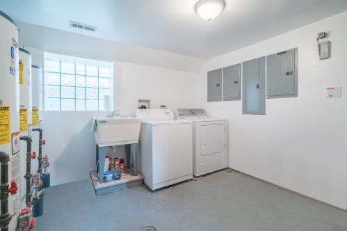 3448 Damen Ave, Chicago IL 60608-6835 exterior