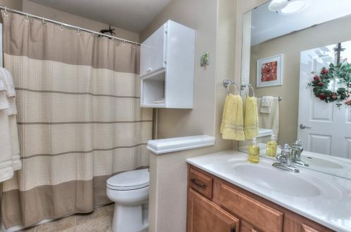 107 Monument Hill Trl, Georgetown TX 78633-5386 exterior