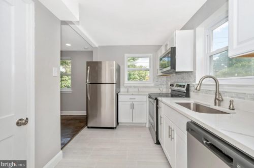 4 Hamilton Ave, Silver Spring MD  20901-3411 exterior