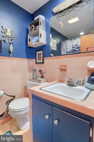 306 Blf Vw Dr, Lancaster PA 17601-4136 exterior