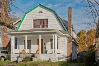 4544 Latona Ave, Seattle WA  98105-4833 exterior