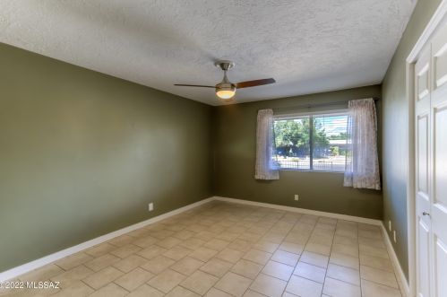 6840 Baker St, Tucson AZ  85710-2229 exterior