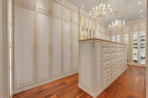 4453 Brynwood Dr, Naples FL 34119-8413 exterior