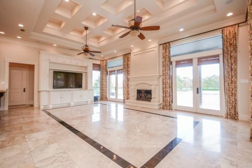 5450 Honea Egypt Rd, Montgomery TX 77316-9483 exterior