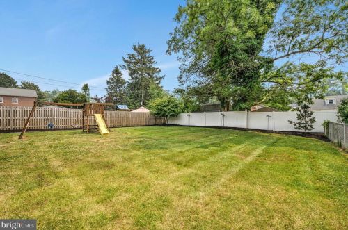 354 Vly Vw Rd, Media PA 19064-2616 exterior