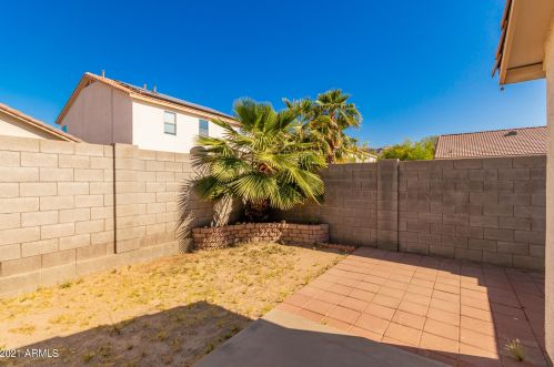 9223 1st Ave, Phoenix, AZ 85041-8860