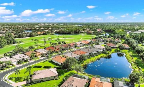 6082 Divot Ct, Naples, FL 34113-1686