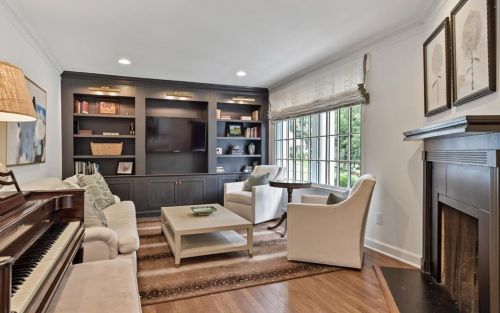 1856 Colland Dr, Atlanta GA 30318-2604 exterior