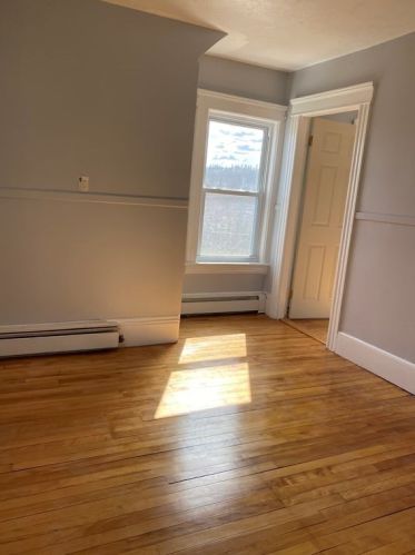 22 Grammont Rd, Worcester MA 01607-1114 exterior