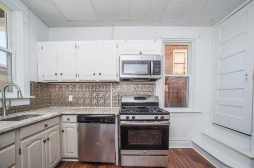 1413 Chelton Ave, Pittsburgh PA 15226-2323 exterior