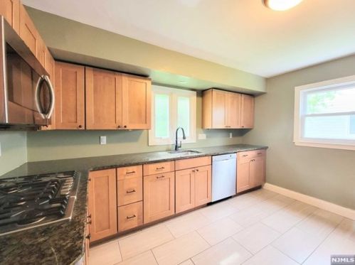 266 Concord St, Cresskill NJ  07626-1318 exterior