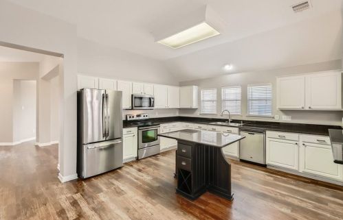 11282 Newberry Dr, Frisco TX 75035-8615 exterior