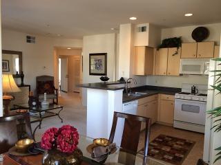 1750 Montevina Cir, Oxnard CA  93030-0673 exterior