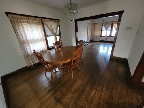 1449 Parkside Ave, Chicago IL 60651-1154 exterior