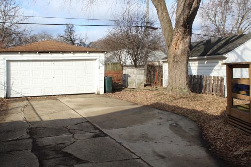 1301 90, Milwaukee WI 53227-1620 exterior