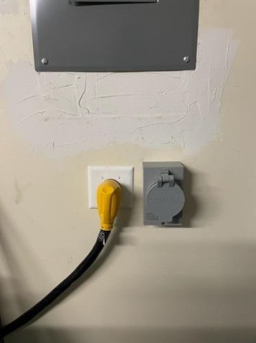 257 Bentley Cir, Fort Pierce FL  34986-2458 exterior